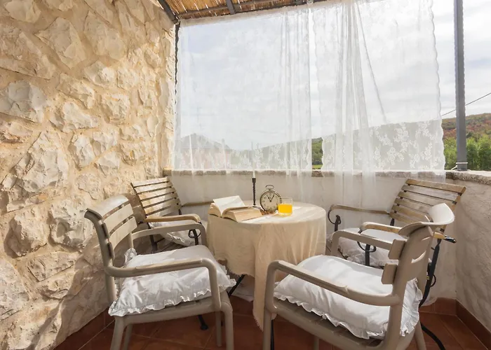 Kalpic Rusticus Radonić